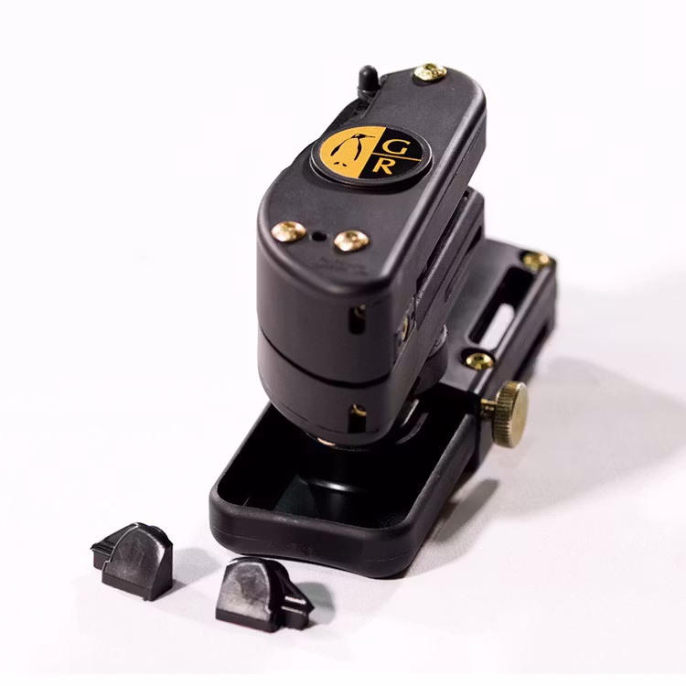 Guga Ribas - Universal holster for pistol