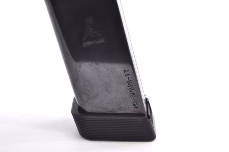 Armanov - Magazine Base Pad +2RND for Sig Sauer P226, X5, LDC – RACE