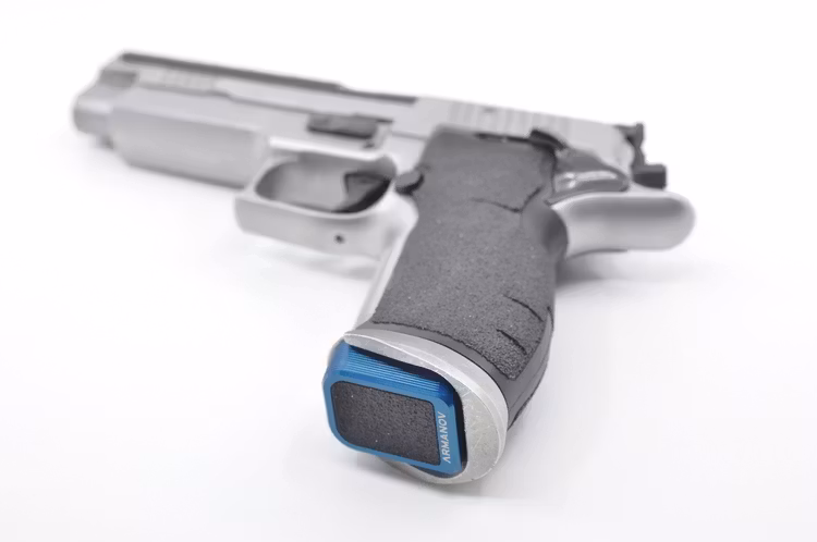 Armanov - Magazine Base Pad +2RND for Sig Sauer P226, X5, LDC – RACE