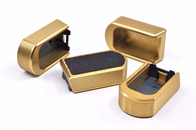 Armanov - Magazine Base Pad for Sig Sauer P226, X-Five, LDC +2RND – MAXXXGRIP