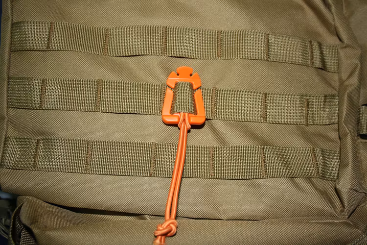 ITW Webdom Web Dominator Molle Backpack Carabiner