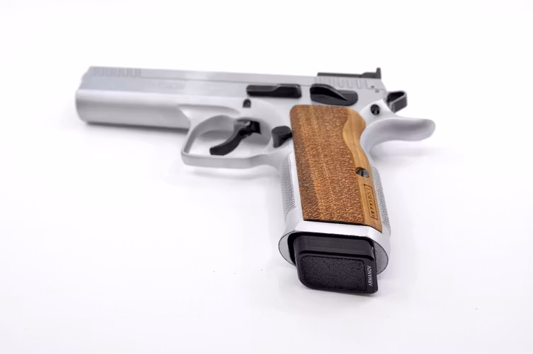 Armanov - Magazine Base Pad Tanfoglio Stock II, III – RACE