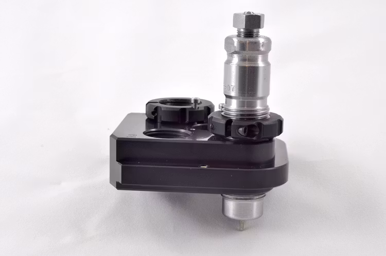 Armanov - Dillon Precision RL550 Free-Float, Zero-Play Toolhead made from Aluminum CNC
