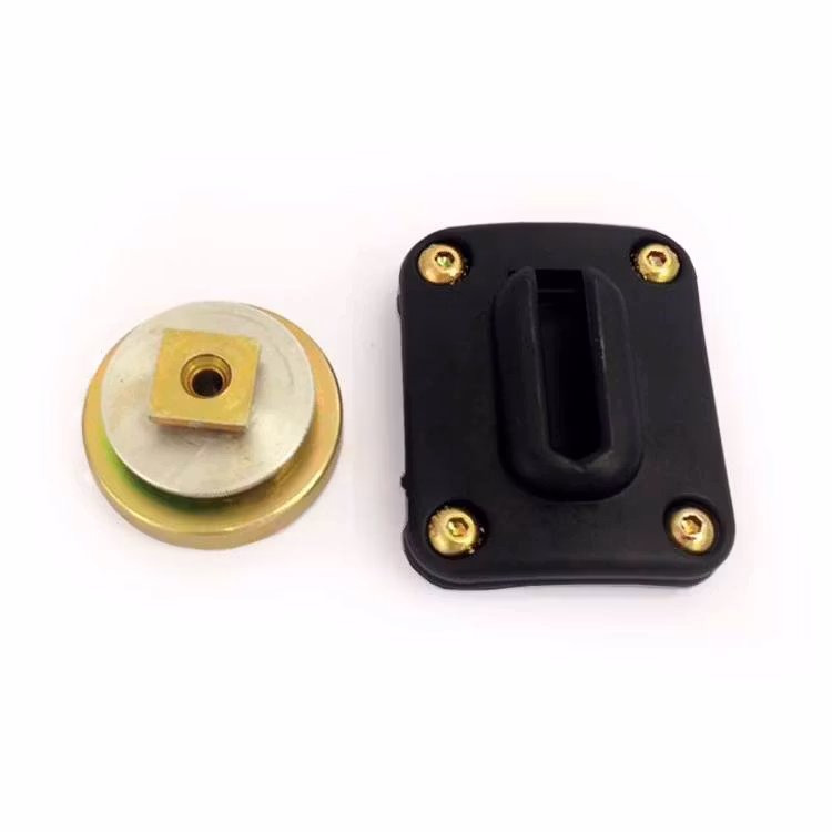 Guga Ribas - Lateral Magnetic Pouch