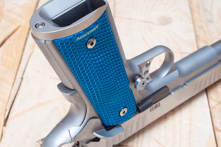 Armanov - SpidErgo Pistol Grips for 1911 pistols