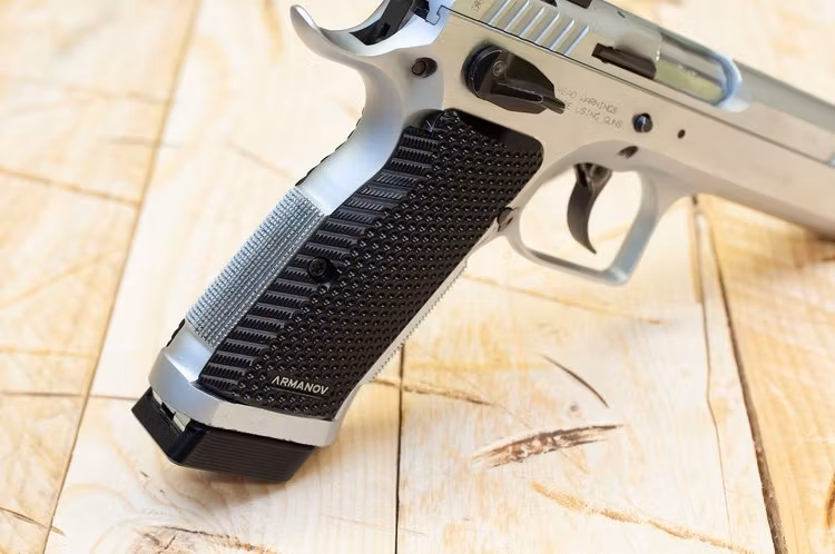 Armanov - SpidErgo Pistol Grips for Tanfoglio