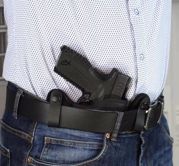 Falco - A813 - Randall