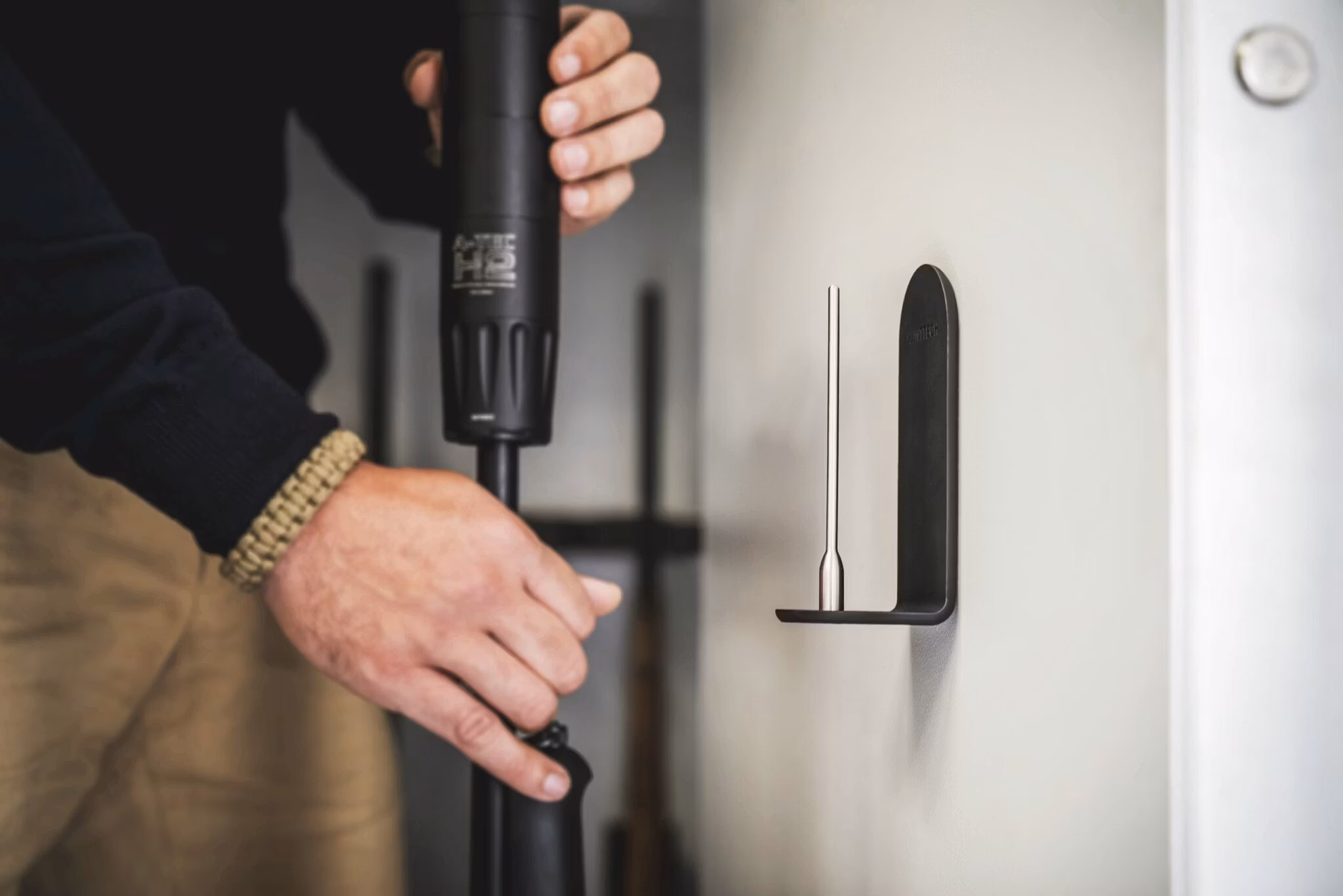 Gungnir – Magnetic Silencer mount