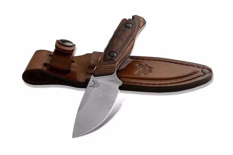 Benchmade - 15017: Hidden Canyon Hunter w Wood Handle