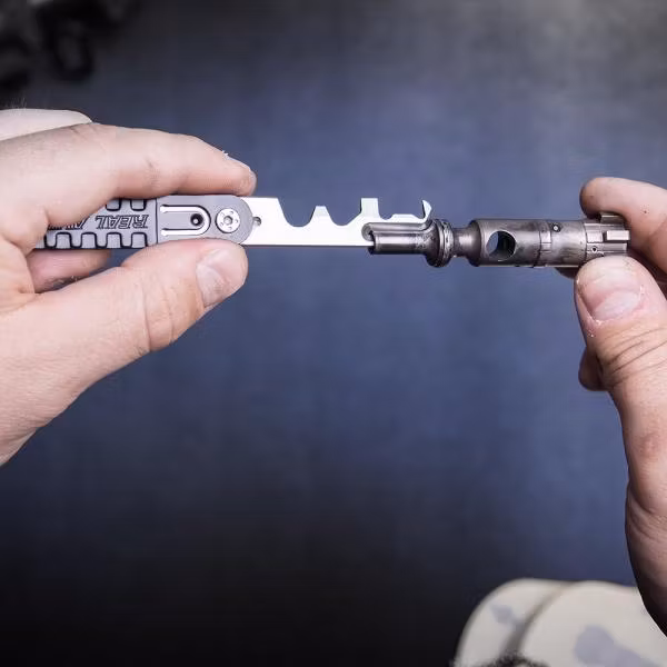 Real Avid AR15 Scraper – rengöringsverktyg för kolborttagning på BCG