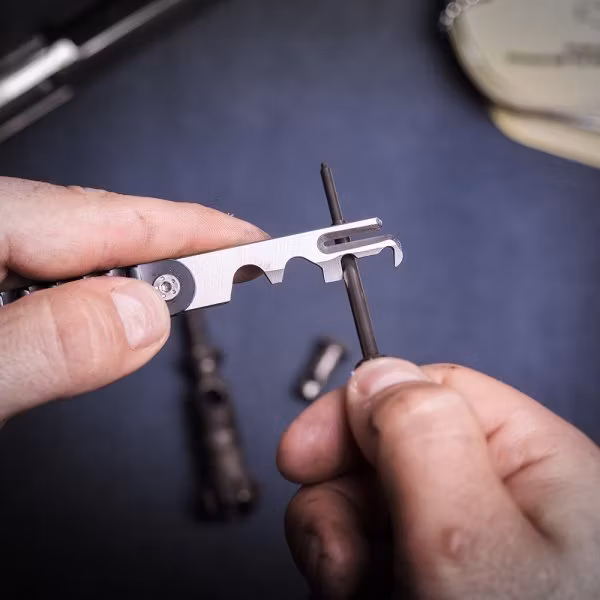 Real Avid AR15 Scraper – rengöringsverktyg för kolborttagning på BCG