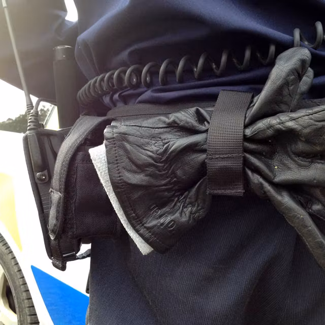 Snigel - Glove Holder - 05 - Svart