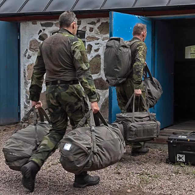 Snigel - 55L Duffel bag -17 - Black