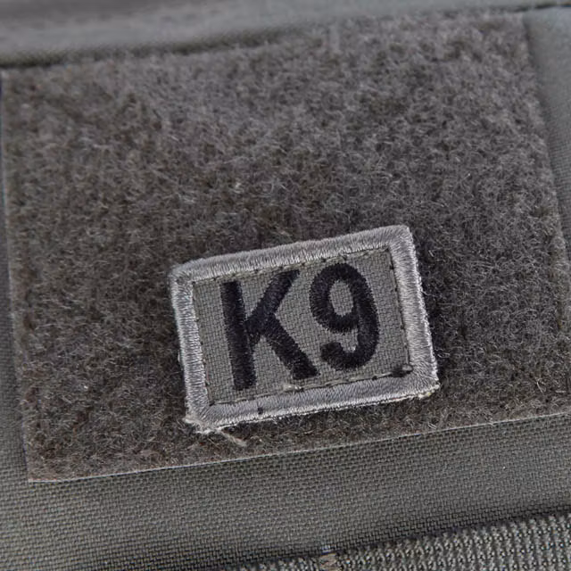Snigel - K9 patch, Small -12