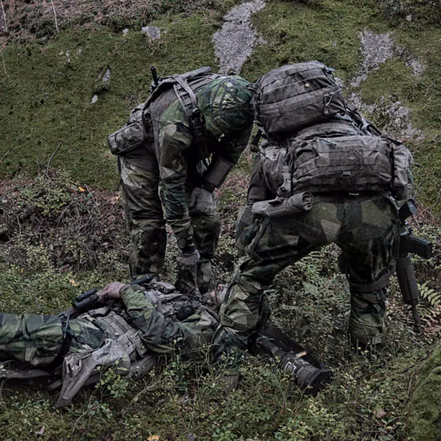 Snigel - Featherweight stretcher -09