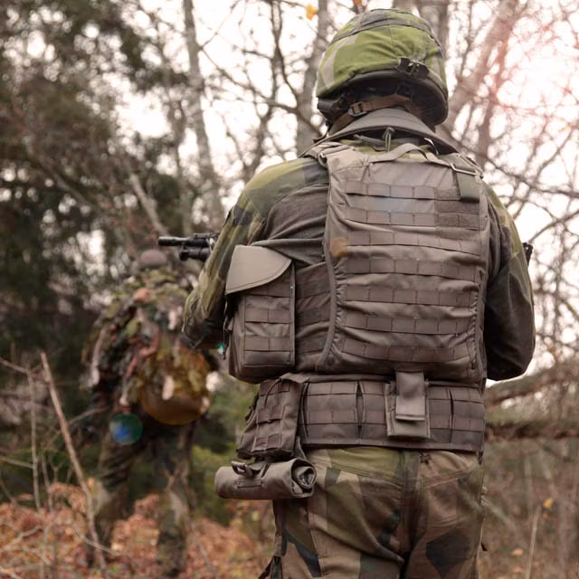 Snigel - Double spoon garage 2.0 - Black - UTGÅTT