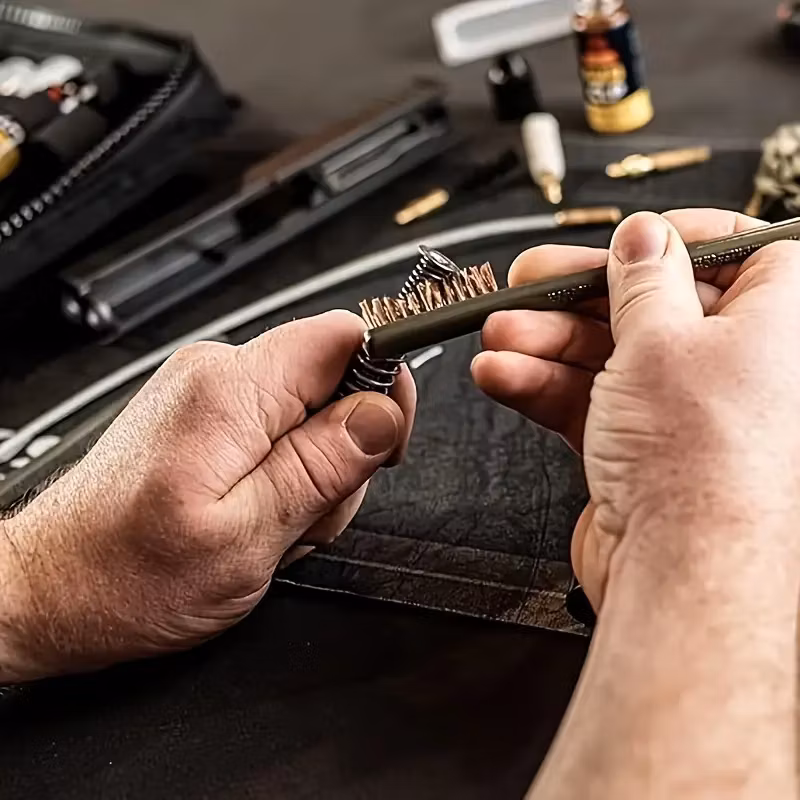 RangeMaster - Utility Brush - Brons