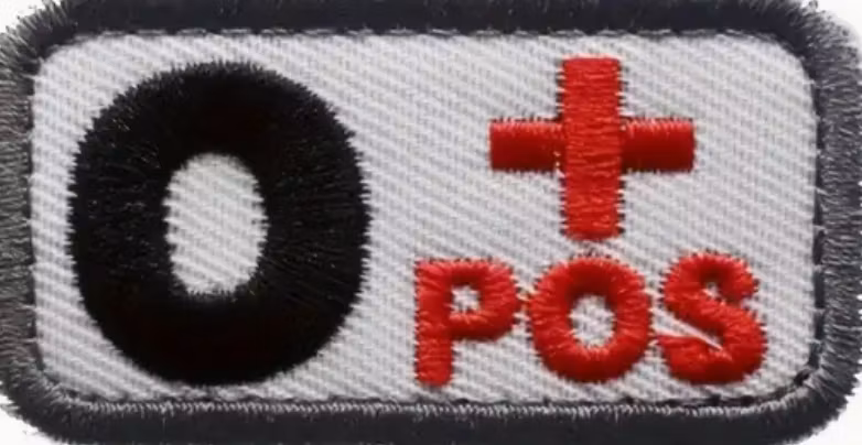 Blodgrupp 0+ Pos – Vit/Svart/Röd – Patch