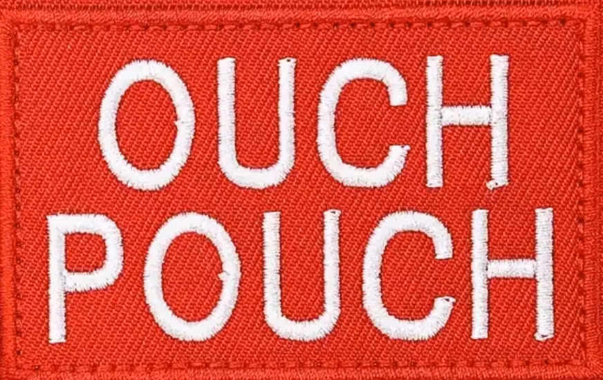 Ouch Pouch - Röd/Vit - Patch