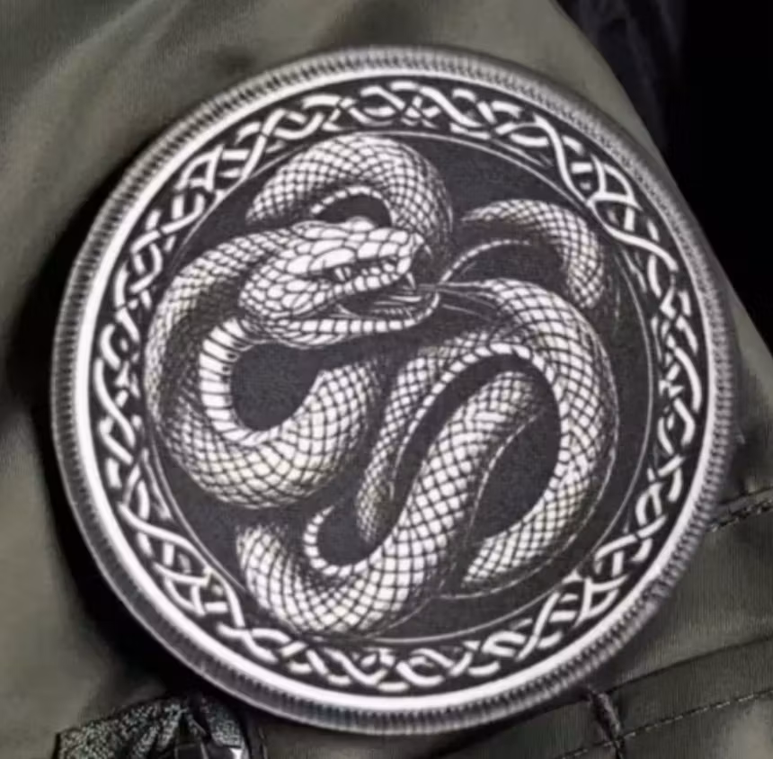 Snake - Rund - Svart - Patch