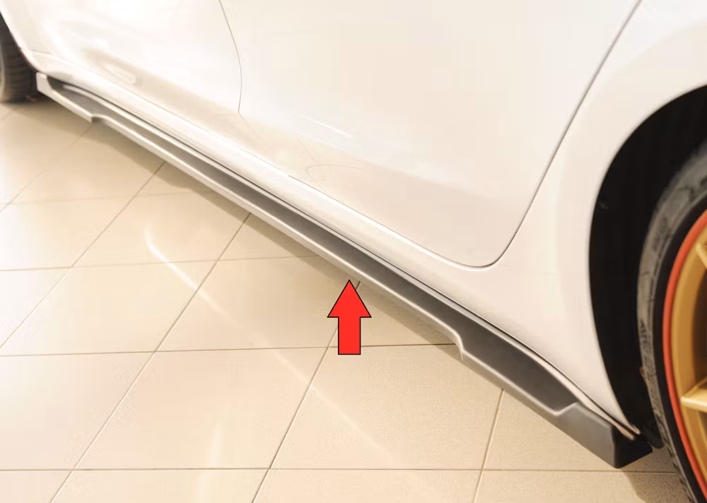 Rieger side skirt approach for orig. side skirt
