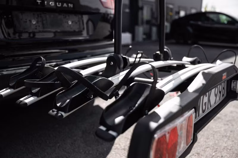 Ekstra nummerplade til bagboks / lastholder