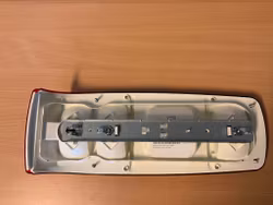 Baklykt LMC, venstre side, HELLA