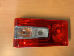 Baklykt Adria, Hella, høyre side, uten LED-striper rundt