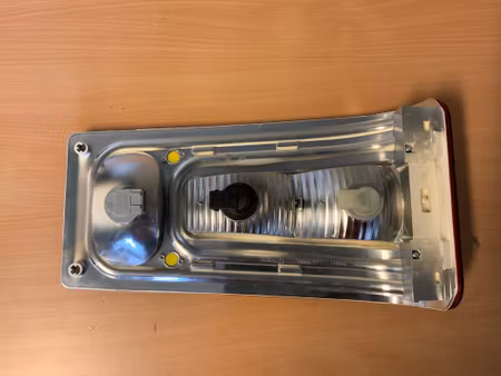 Baklykt Adria, Hella, høyre side, uten LED-striper rundt