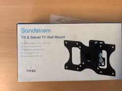 TV feste Sandstrøm, Tilt & Swivel veggmontert