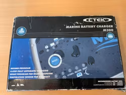 CTEK M300 Marine battery charger / lader