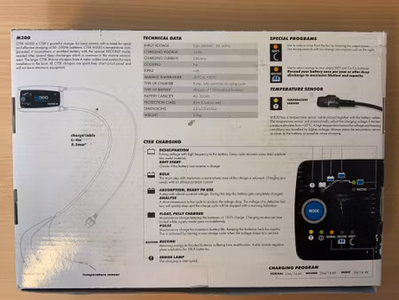 CTEK M300 Marine battery charger / lader
