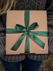 Gaveeske med sjampobar, balsambar og rosmarin hårolje – ferdig gavepakke