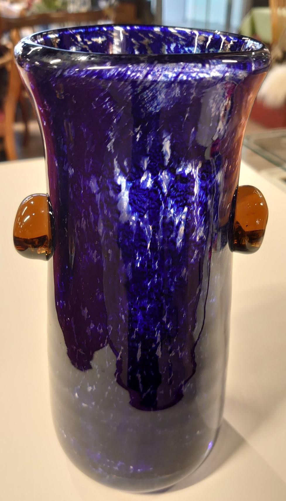 Kunstglass Vase fra Magnor