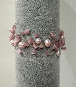 Armbånd  med  ferskvannsperler og skjell