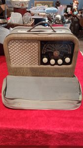 Radionette Kurér radio