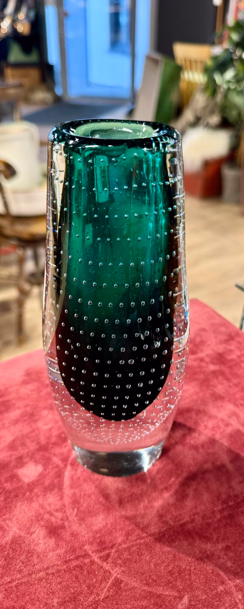 Grønn Bobble vase fra Magnor Glassverk