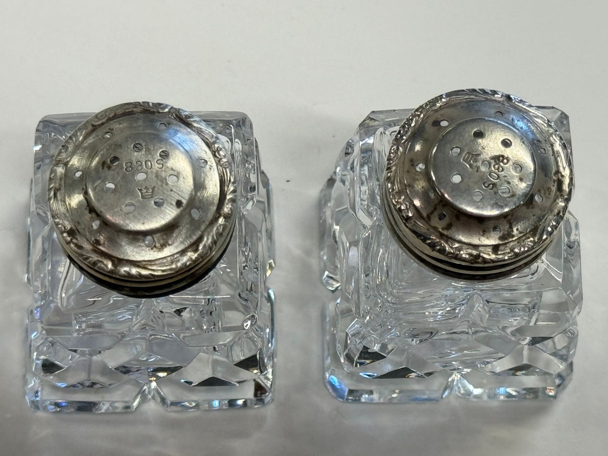Salt og Pepper i Krystall og Sølv