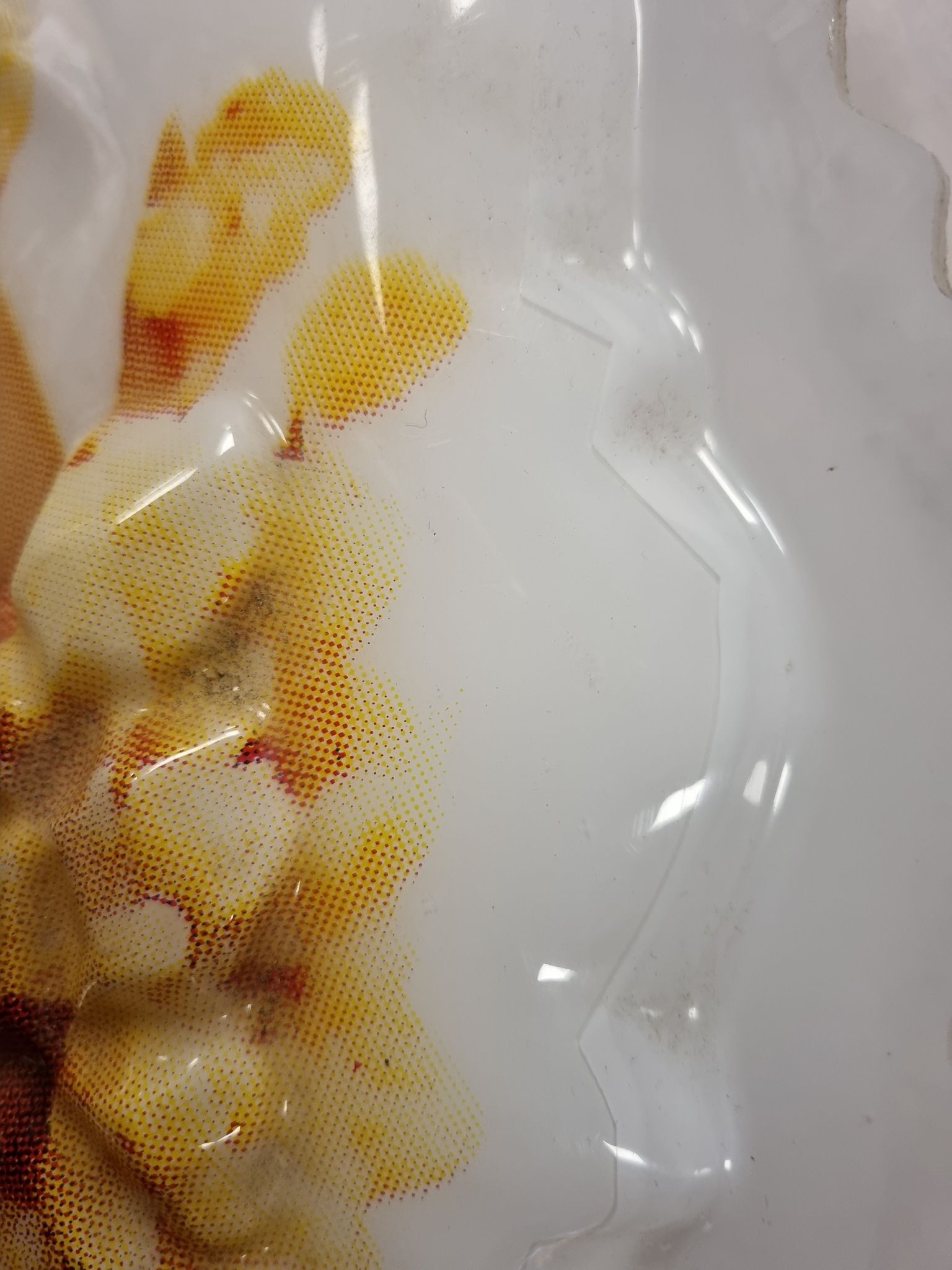 Diplom is reklamefigur  i plast