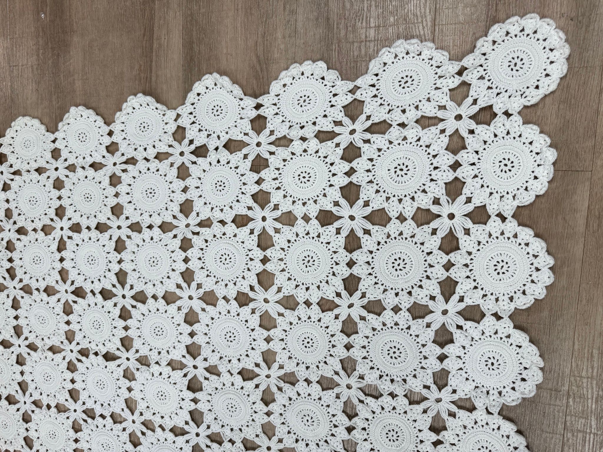 Sengeteppe 225 x 240 cm.