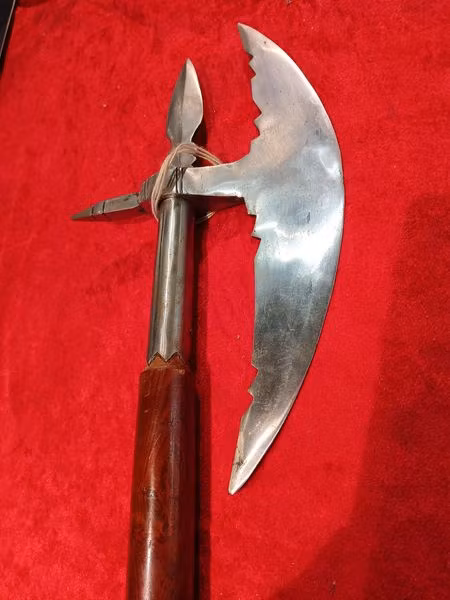 Øks L -75 ,, B - 19 cm