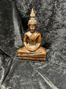Buddha i teak, fra ca. år 1900,, antikk