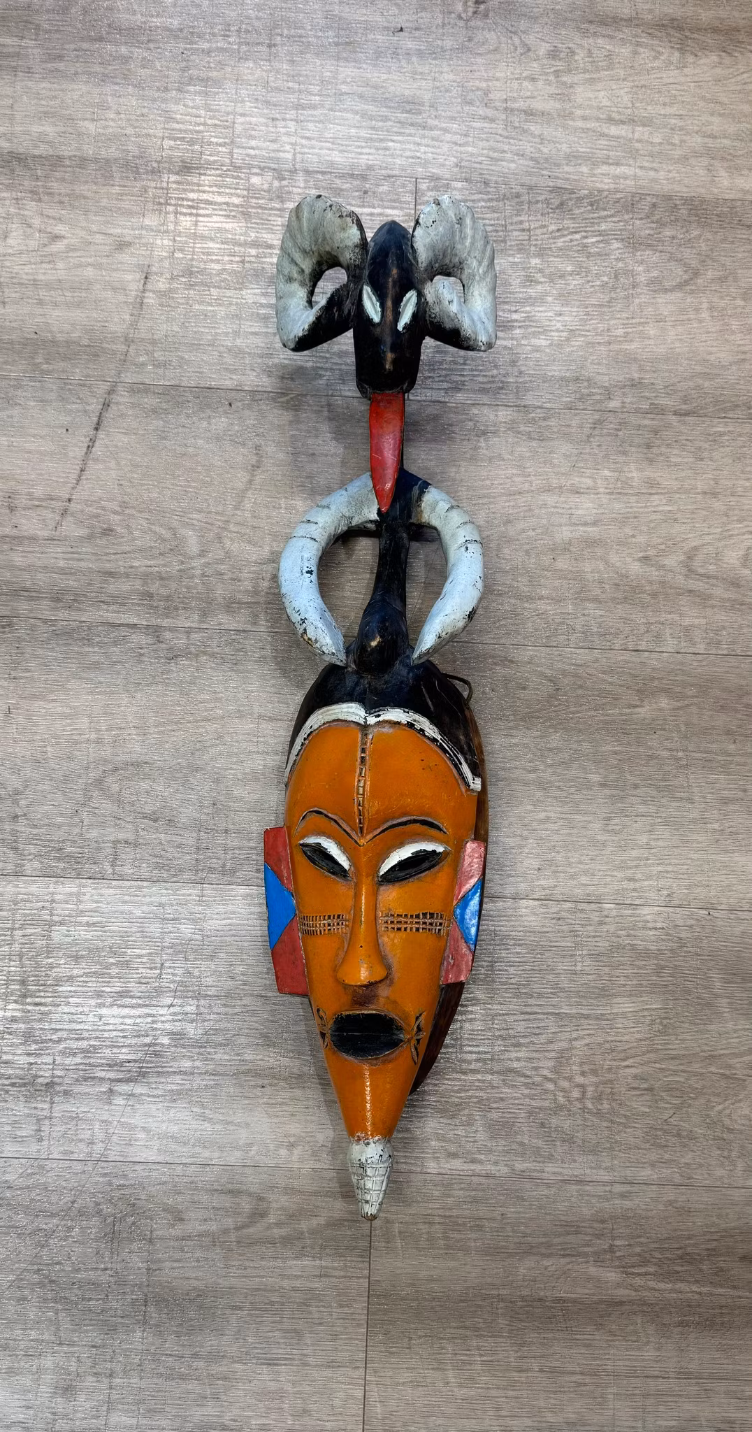 Maske 1800-tallet fra Elfenbenskysten