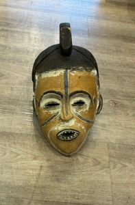 Maske 1800-tallet fra Elfenbenskysten
