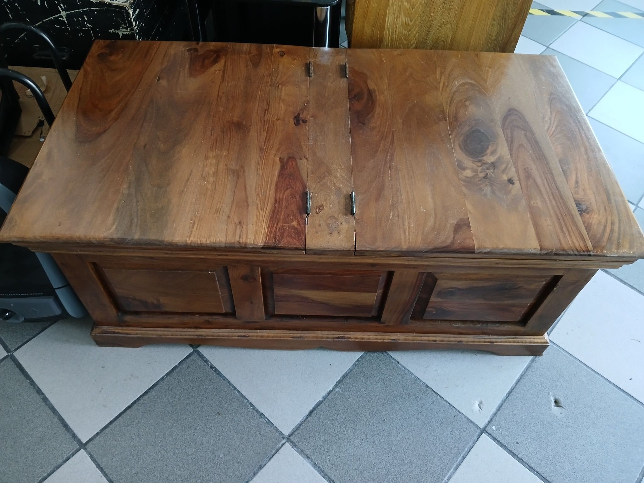 Kiste bord , helt og pent , 110x60x44 cm ,