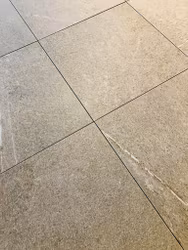 Saga Darkbeige 33x33 klinker