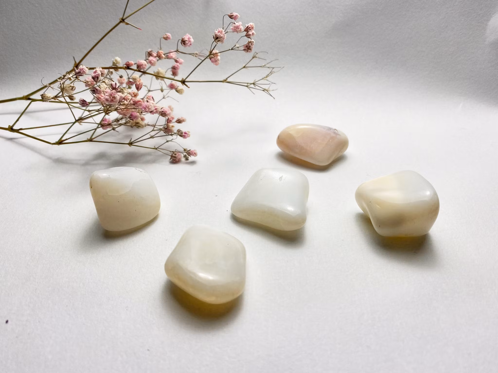 Opal, vit AA+  (trumlad)