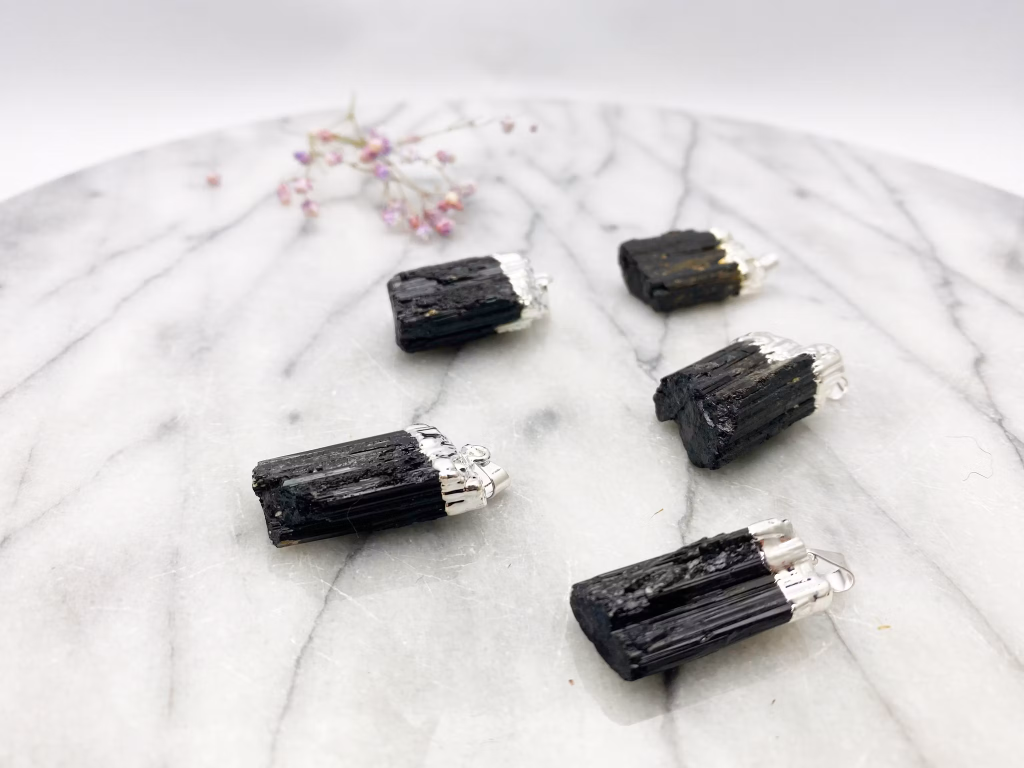 Rå svart turmalin hänge