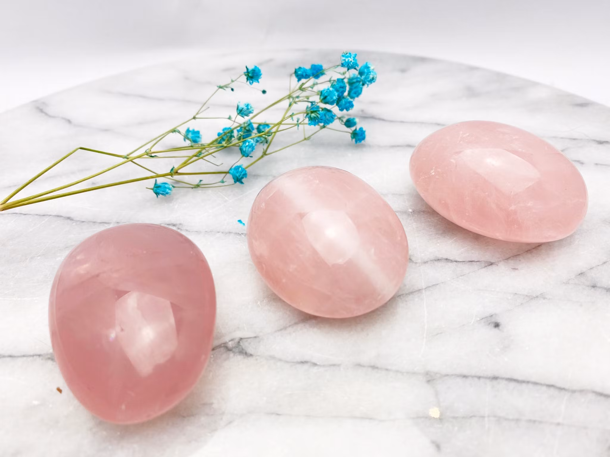 Rosenkvarts liten touchstone