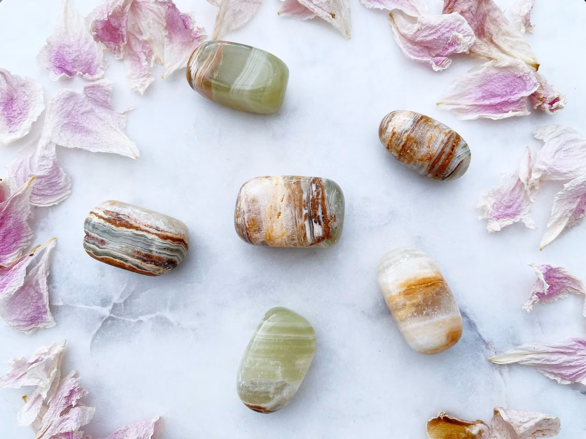 Onyx, Grön marmor  (trumlade)